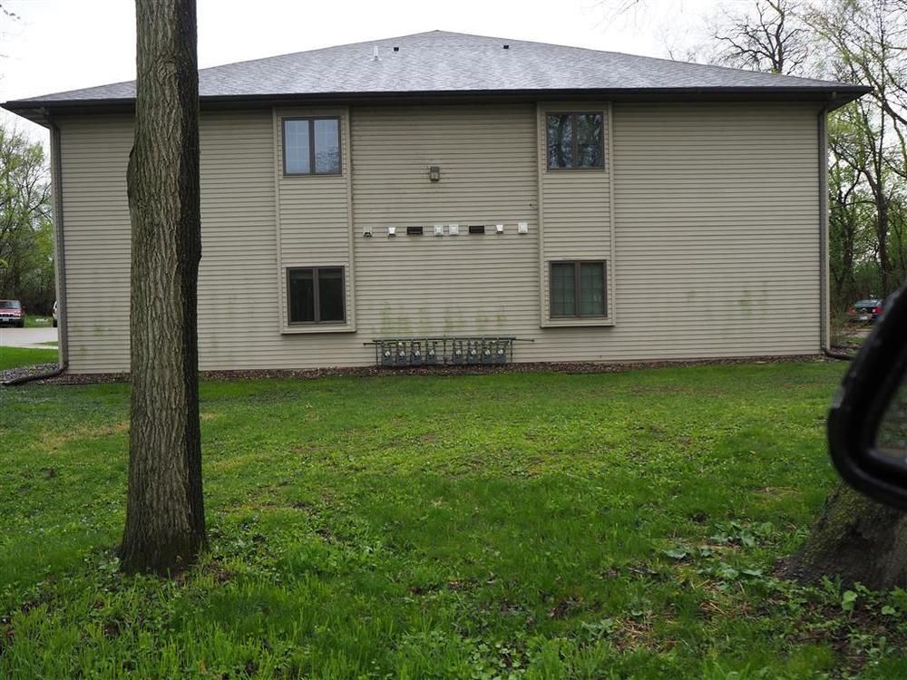 N4300 Park Rd, Cambridge, WI 53523